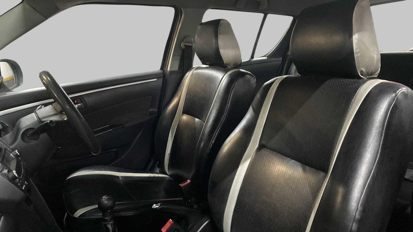2014 Maruti Swift VDI ABS, Diesel, Manual, 56,877 km, Right Side Front Door Cabin