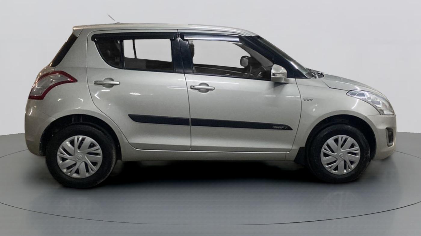 2017 Maruti Swift VXI OPT, Petrol, Manual, 35,024 km, Right Side View