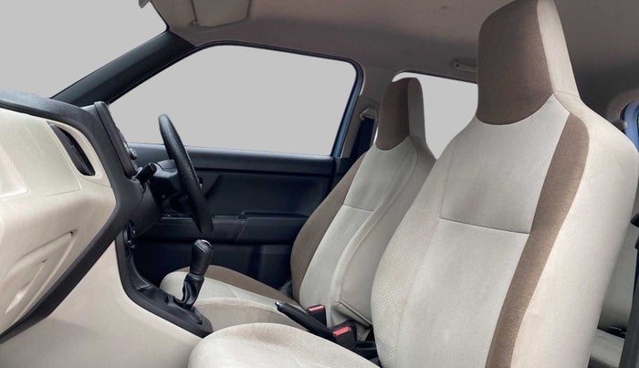 2019 Maruti New Wagon-R VXI 1.2L, Petrol, Manual, 15,134 km, Right Side Front Door Cabin
