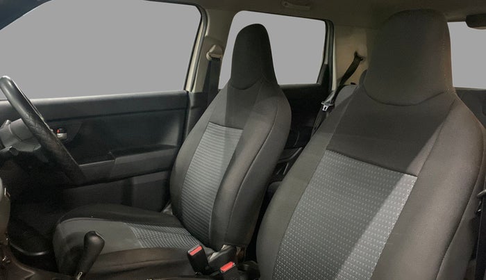 2019 Maruti New Wagon-R ZXI 1.2L AGS, Petrol, Automatic, 30,907 km, Right Side Front Door Cabin