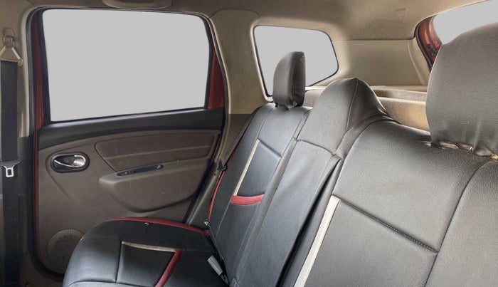 2019 Renault Duster RXZ DIESEL 110, Diesel, Manual, 52,779 km, Right Side Rear Door Cabin
