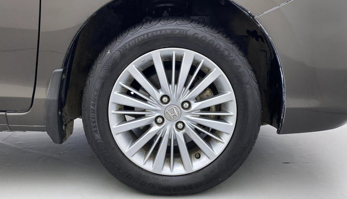 2022 Honda City V MT PETROL, Petrol, Manual, 34,190 km, Right Front Wheel