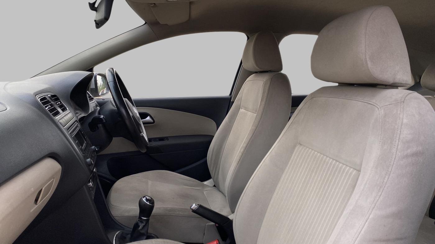 2014 Volkswagen Polo HIGHLINE1.2L PETROL, Petrol, Manual, 26,750 km, Right Side Front Door Cabin