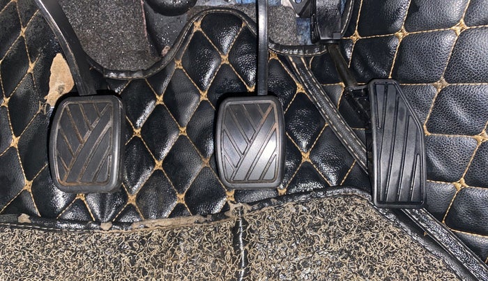 2018 Maruti Swift ZXI PLUS, Petrol, Manual, 67,613 km, Pedals