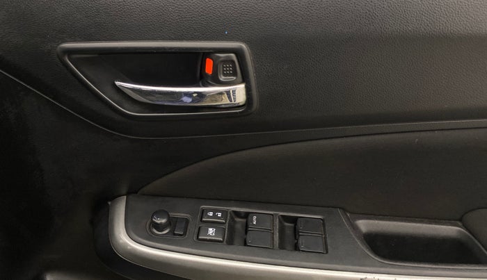 2018 Maruti Swift ZXI PLUS, Petrol, Manual, 67,613 km, Driver Side Door Panels Control