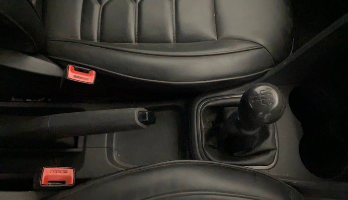 2018 Volkswagen Polo TRENDLINE 1.2L PETROL, Petrol, Manual, 70,719 km, Gear Lever