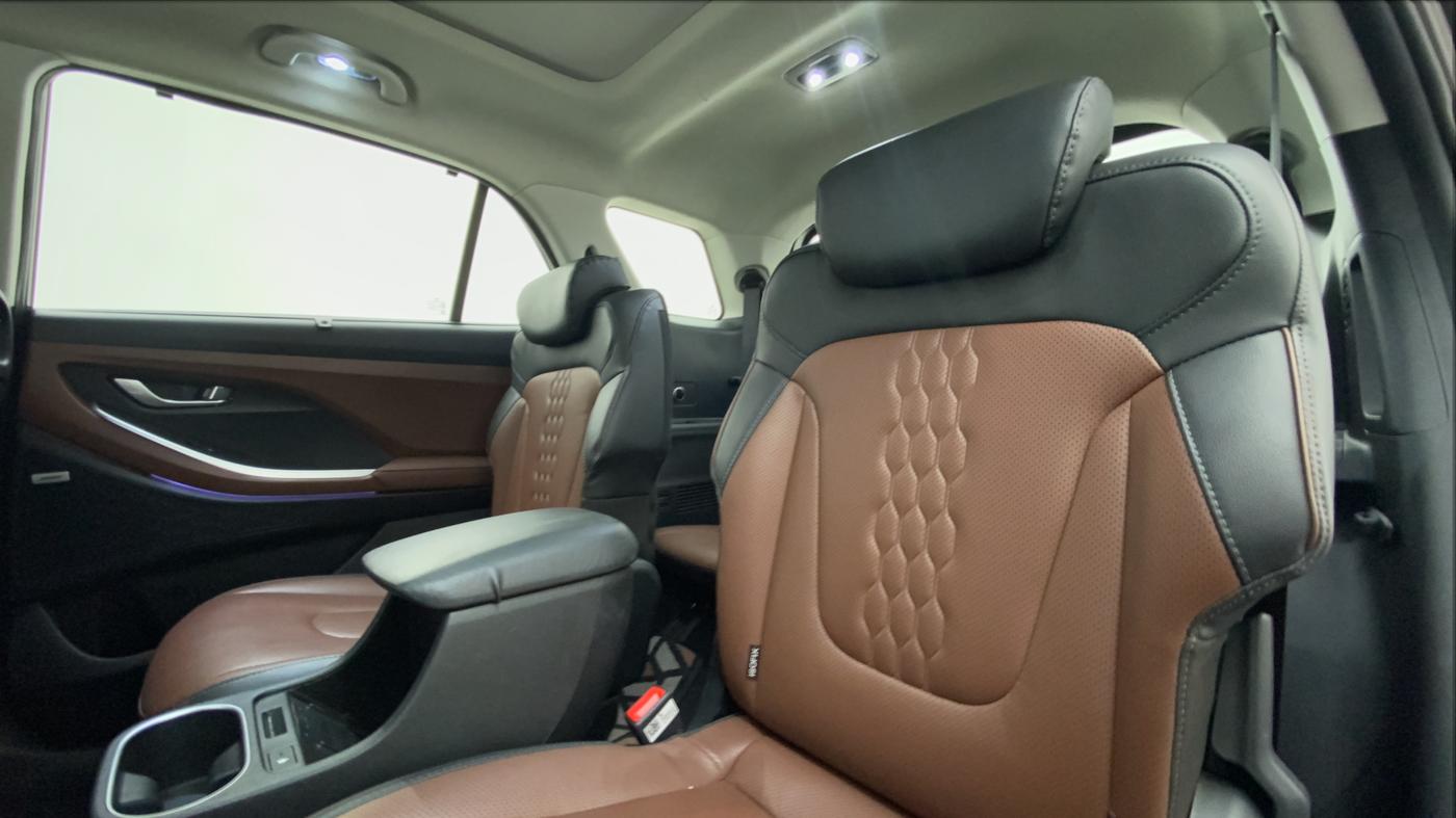 2021 Hyundai ALCAZAR 1.5 SIGNATURE (O) AT 6STR, Diesel, Automatic, 24,395 km, Right Side Rear Door Cabin
