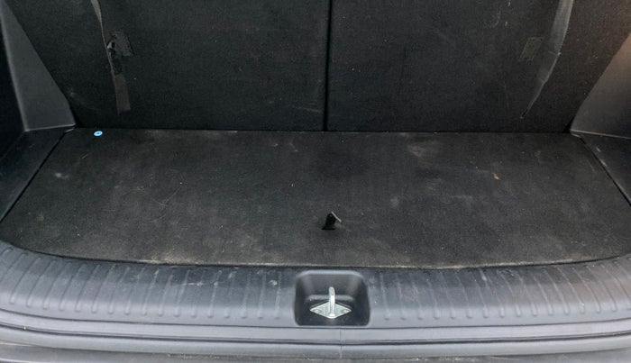 2021 Hyundai ALCAZAR 1.5 SIGNATURE (O) AT 6STR, Diesel, Automatic, 24,395 km, Boot Inside