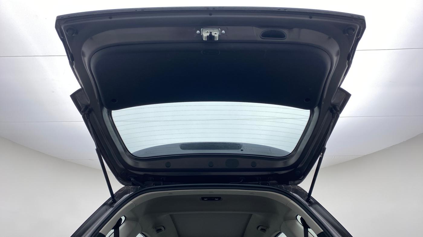 2021 Hyundai ALCAZAR 1.5 SIGNATURE (O) AT 6STR, Diesel, Automatic, 24,395 km, Boot Door Open