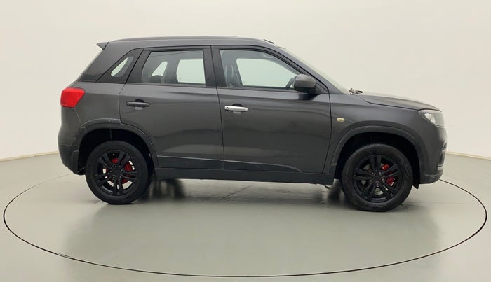 2018 Maruti Vitara Brezza ZDI, Diesel, Manual, 90,675 km, Right Side View