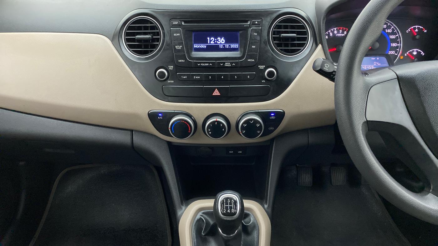 2013 Hyundai Grand i10 SPORTZ 1.2 KAPPA VTVT, Petrol, Manual, 46,483 km, Air Conditioner