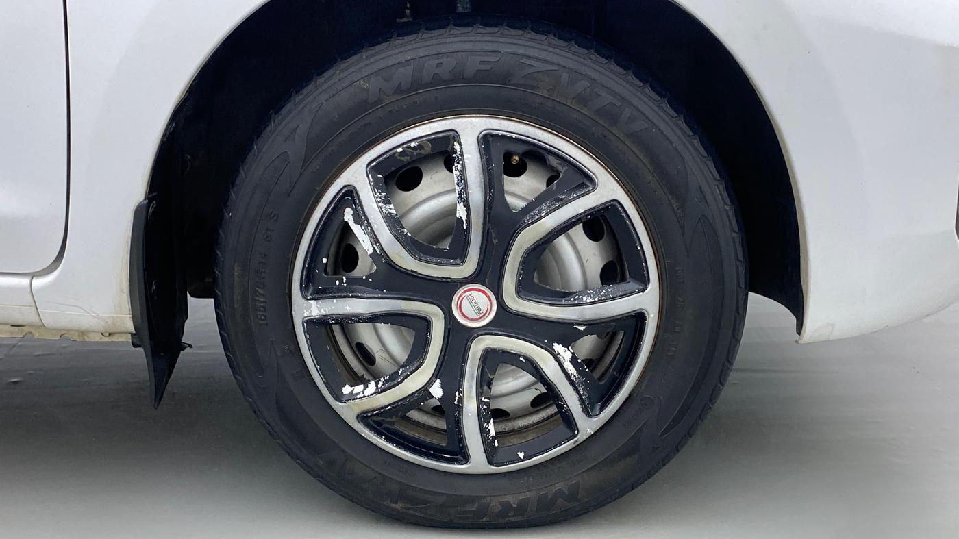 2019 Datsun Go A Optional, Petrol, Manual, 85,976 km, Right Front Wheel