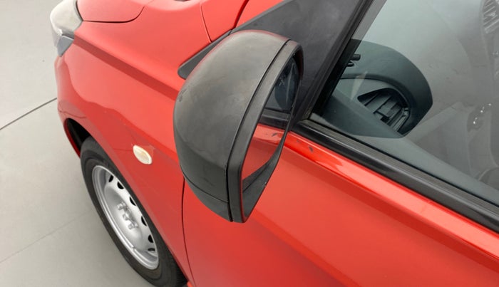 2020 Tata Tiago XE 1.2 REVOTRON, Petrol, Manual, 24,737 km, Left rear-view mirror - Slight misalignment