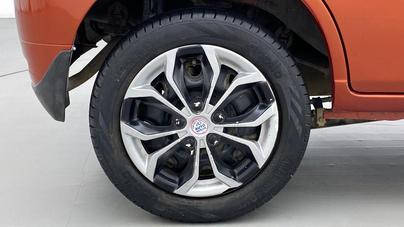 2011 Maruti Alto K10 VXI P, Petrol, Manual, 51,101 km, Right Rear Wheel