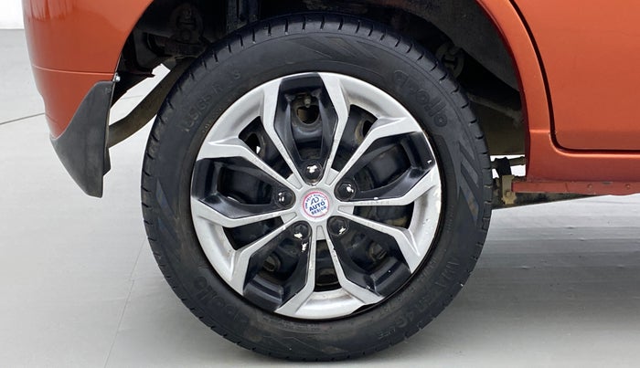 2011 Maruti Alto K10 VXI P, Petrol, Manual, 51,101 km, Right Rear Wheel