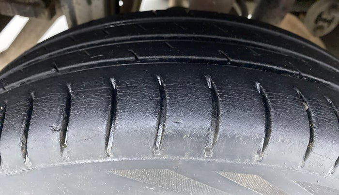 2011 Maruti Alto K10 VXI P, Petrol, Manual, 51,101 km, Right Rear Tyre Tread