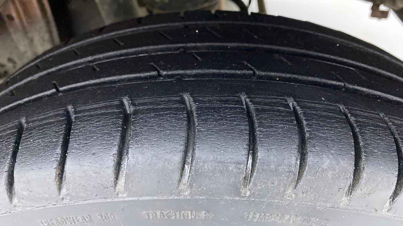 2011 Maruti Alto K10 VXI P, Petrol, Manual, 51,101 km, Left Rear Tyre Tread