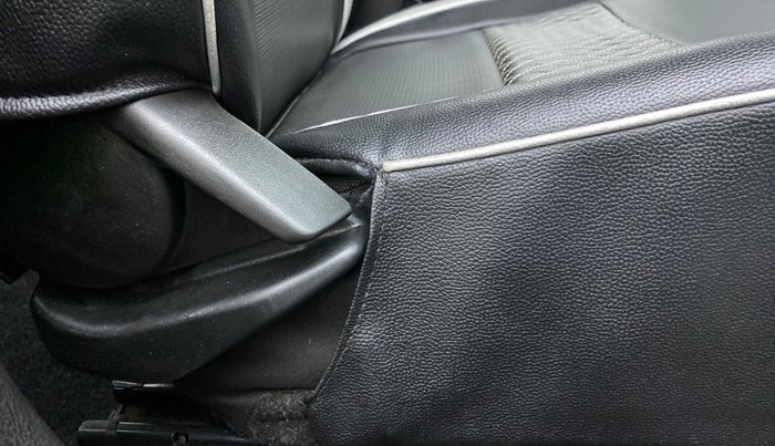 2016 Maruti Baleno DELTA PETROL 1.2, Petrol, Manual, 76,835 km, Driver Side Adjustment Panel