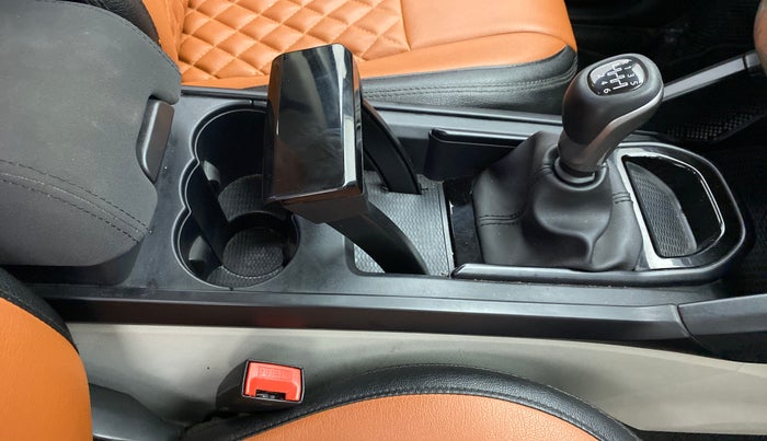 2021 Tata Safari XM 2.0 KRYOTEC, Diesel, Manual, 12,987 km, Gear Lever
