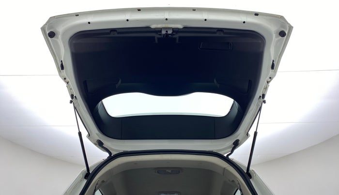 2021 Tata Safari XM 2.0 KRYOTEC, Diesel, Manual, 12,987 km, Boot Door Open