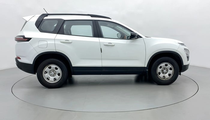 2021 Tata Safari XM 2.0 KRYOTEC, Diesel, Manual, 12,987 km, Right Side View
