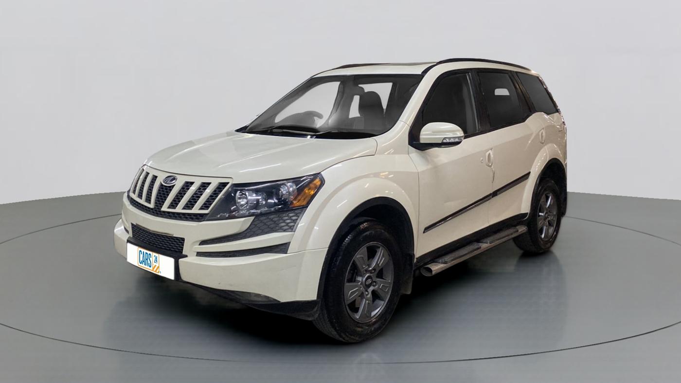 2015 Mahindra XUV500 W10, Diesel, Manual, 61,932 km, Left Front Diagonal