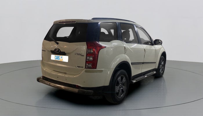 2015 Mahindra XUV500 W10, Diesel, Manual, 61,932 km, Right Back Diagonal
