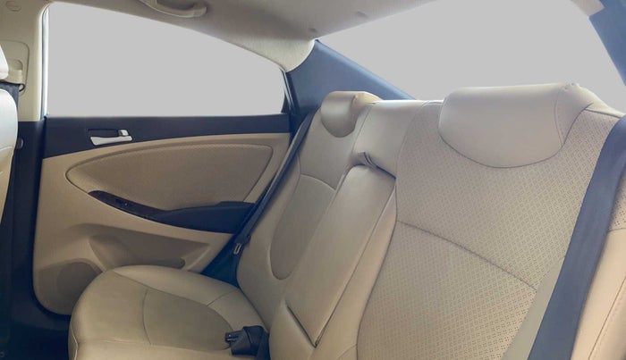 2015 Hyundai Verna FLUIDIC 1.6 SX CRDI, Diesel, Manual, 92,072 km, Gear Lever