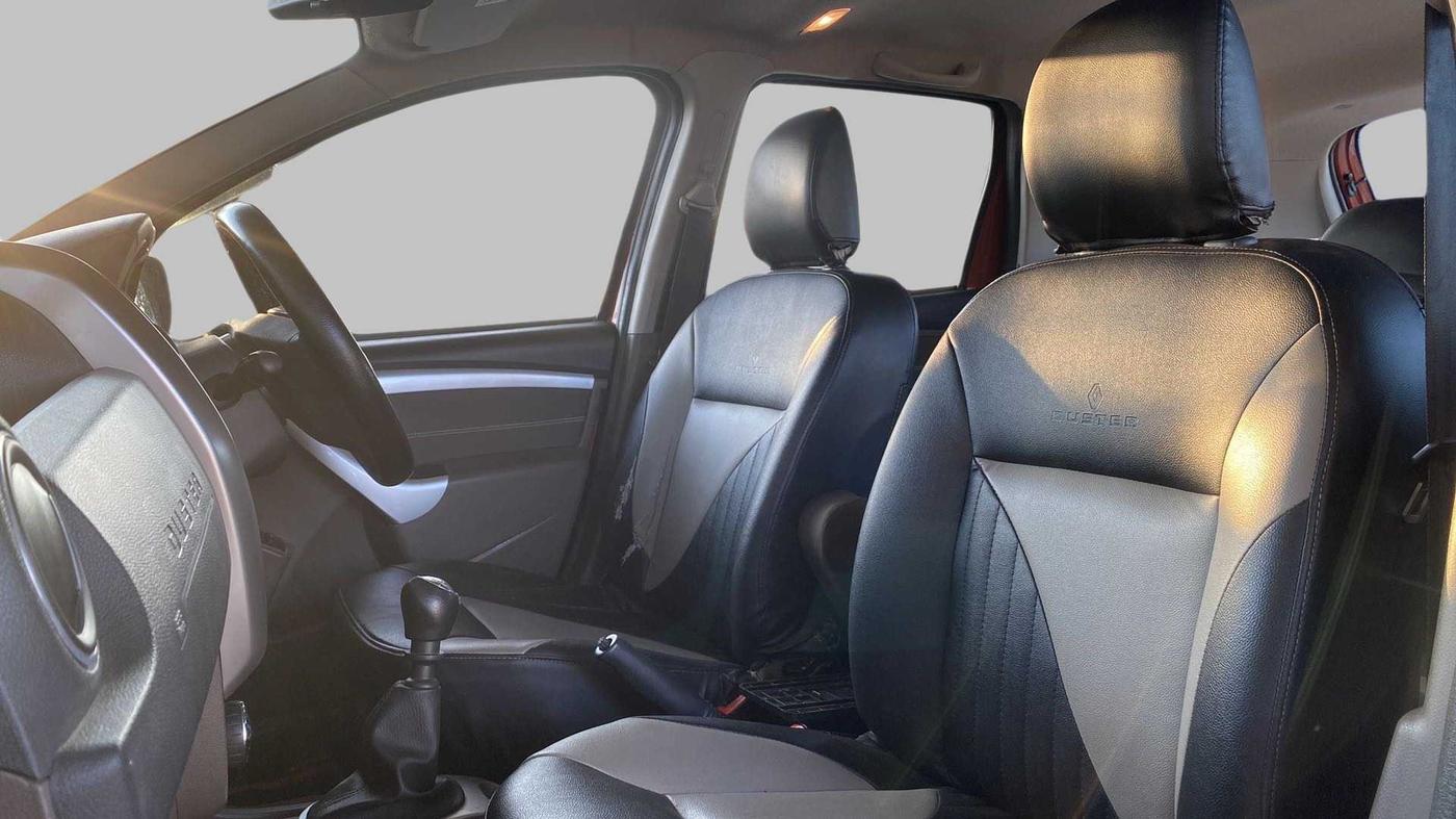 2016 Renault Duster RXZ DIESEL 110, Diesel, Manual, 75,229 km, Right Side Front Door Cabin