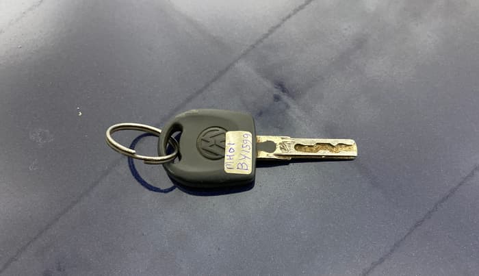2015 Volkswagen Polo TRENDLINE 1.2L PETROL, Petrol, Manual, 22,598 km, Key Close Up