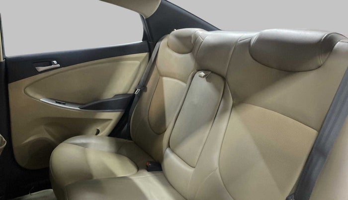 2015 Hyundai Verna FLUIDIC 1.4 VTVT, Petrol, Manual, 97,371 km, Right Side Rear Door Cabin