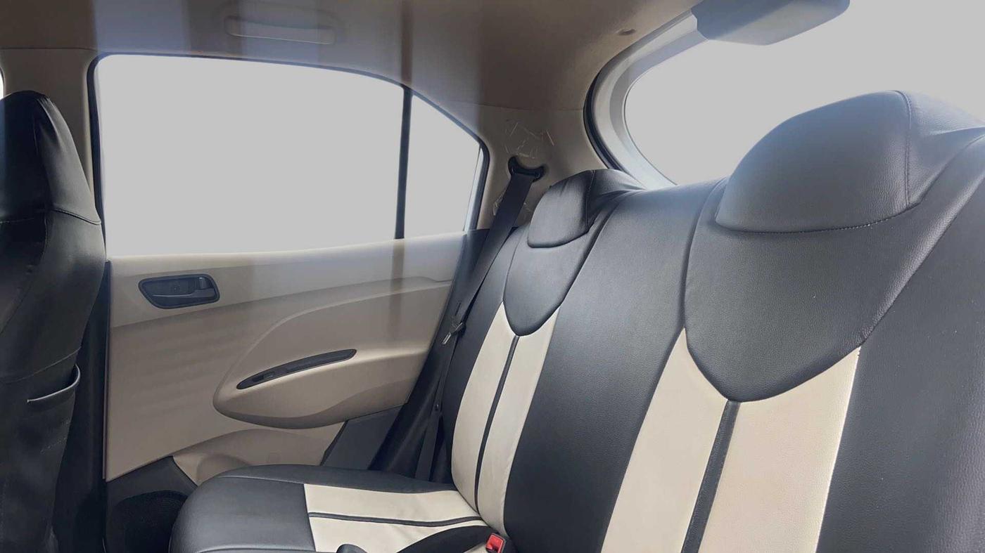 2021 Hyundai NEW SANTRO 1.1 MAGNA MT, Petrol, Manual, 22,984 km, Right Side Rear Door Cabin
