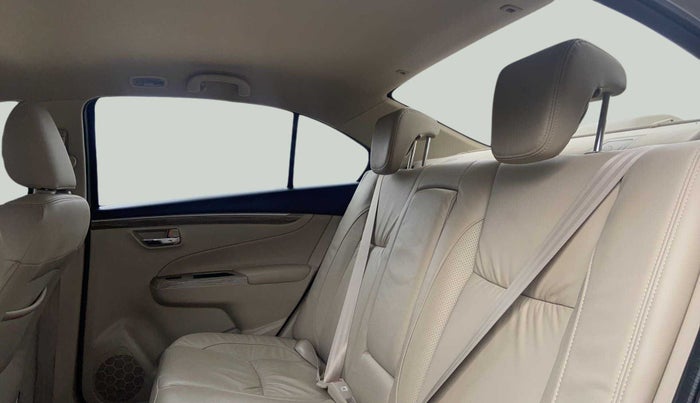 2020 Maruti Ciaz ALPHA 1.5 MT VTVT SHVS, Petrol, Manual, 15,790 km, Right Side Rear Door Cabin