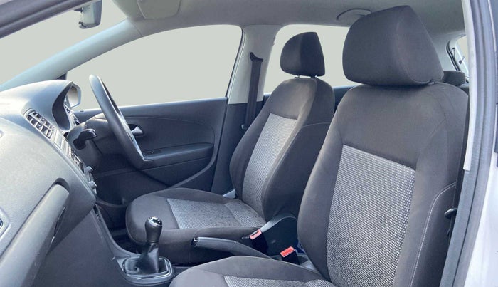 2018 Volkswagen Polo COMFORTLINE 1.0 PETROL, Petrol, Manual, 74,840 km, Right Side Front Door Cabin