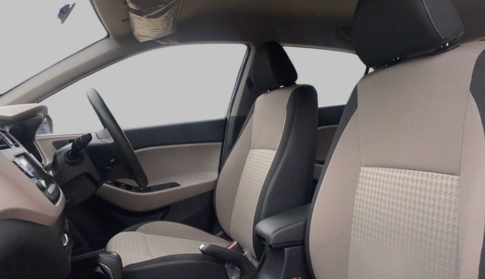2019 Hyundai Elite i20 1.2 SPORTS PLUS VTVT CVT, Petrol, Automatic, 39,100 km, Right Side Front Door Cabin