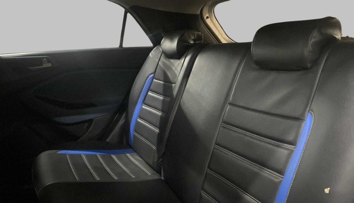 2015 Hyundai i20 Active 1.4 SX, Diesel, Manual, 86,950 km, Right Side Rear Door Cabin