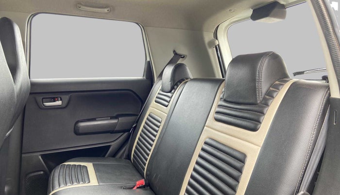 2022 Maruti New Wagon-R ZXI 1.2 old, Petrol, Manual, 13,629 km, Right Side Rear Door Cabin