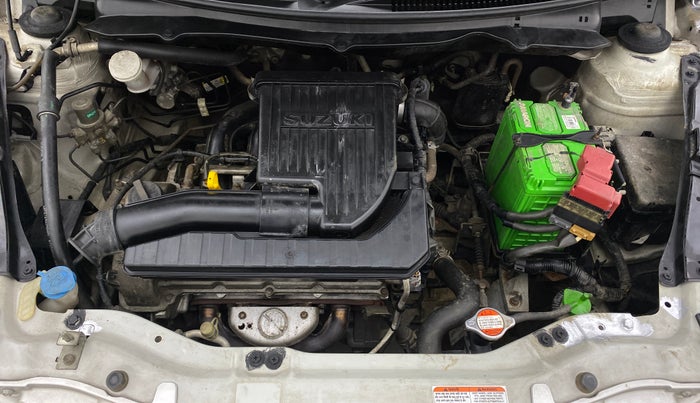 2013 Maruti Swift VXI, Petrol, Manual, 66,929 km, Open Bonet