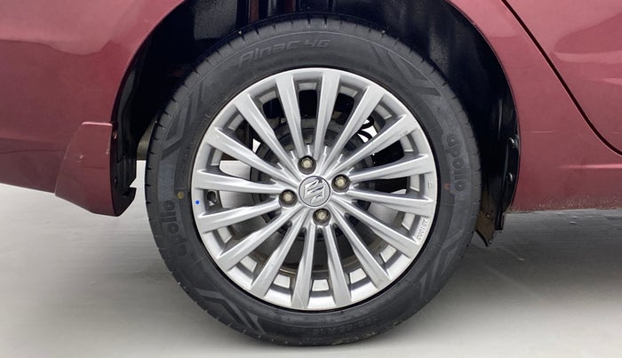 2016 Maruti Ciaz ZDI+ SHVS, Diesel, Manual, 78,822 km, Right Rear Wheel