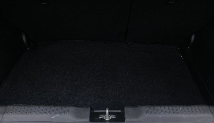 2020 Maruti Swift ZXI, Petrol, Manual, 15,875 km, Boot Inside