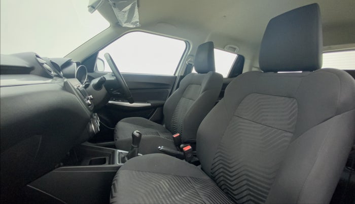 2020 Maruti Swift ZXI, Petrol, Manual, 15,875 km, Right Side Front Door Cabin