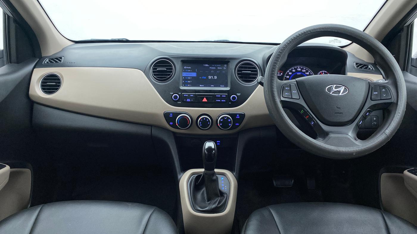 2017 Hyundai Grand i10 SPORTZ (O) 1.2 AT VTVT, Petrol, Automatic, 32,162 km, Dashboard