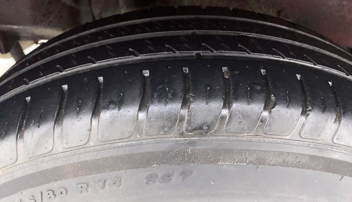 2019 Maruti Swift VXI AMT, Petrol, Automatic, 34,170 km, Right Rear Tyre Tread