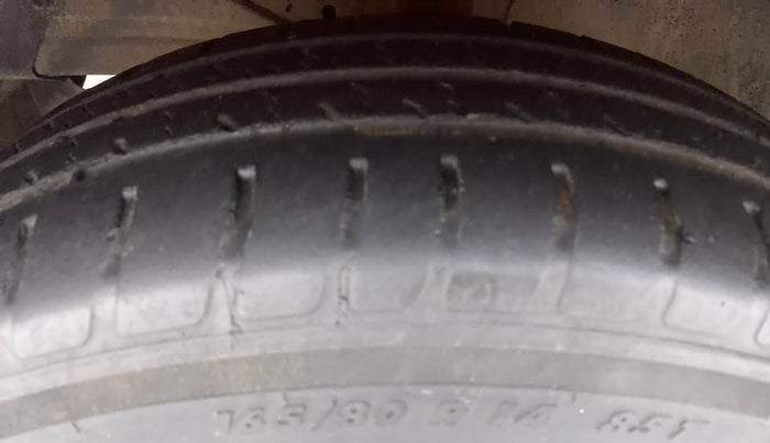 2019 Maruti Swift VXI AMT, Petrol, Automatic, 34,170 km, Left Front Tyre Tread