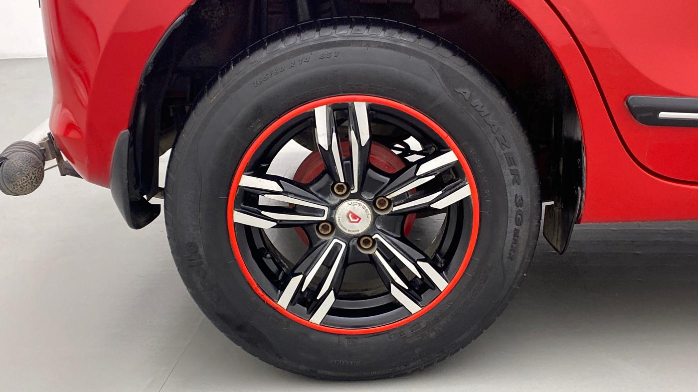 2019 Maruti Swift VXI AMT, Petrol, Automatic, 34,170 km, Right Rear Wheel