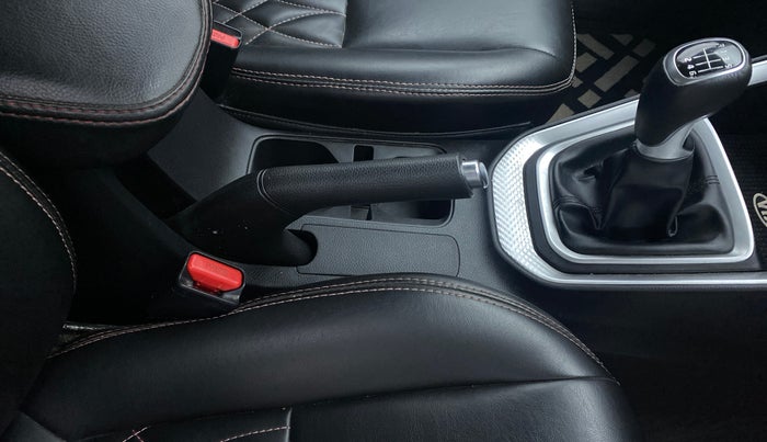 2020 KIA SONET HTX 1.0 IMT, Petrol, Manual, 35,153 km, Gear Lever