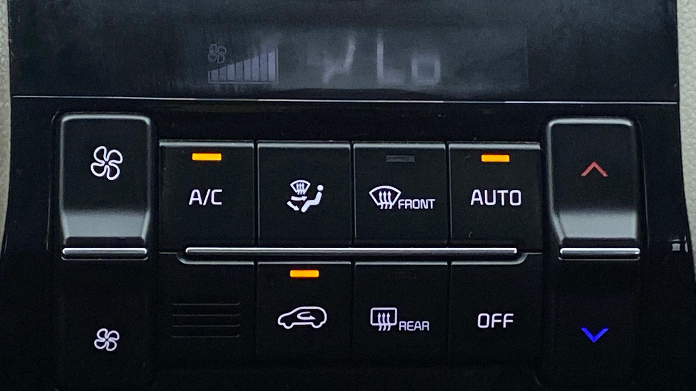 2020 KIA SONET HTX 1.0 IMT, Petrol, Manual, 35,153 km, Automatic Climate Control