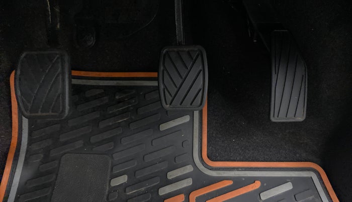 2021 Maruti S PRESSO VXI (O), Petrol, Manual, 5,282 km, Pedals