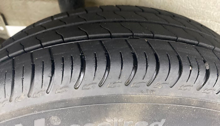 2021 Maruti S PRESSO VXI (O), Petrol, Manual, 5,282 km, Right Rear Tyre Tread