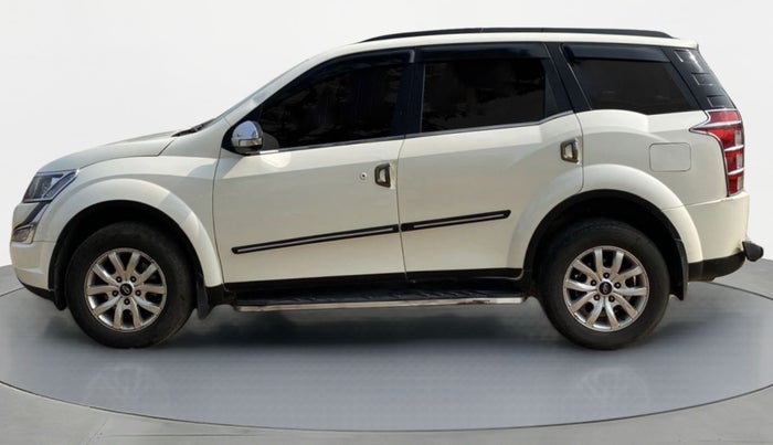 2016 Mahindra XUV500 W10 AT, Diesel, Automatic, 77,839 km, Left Side
